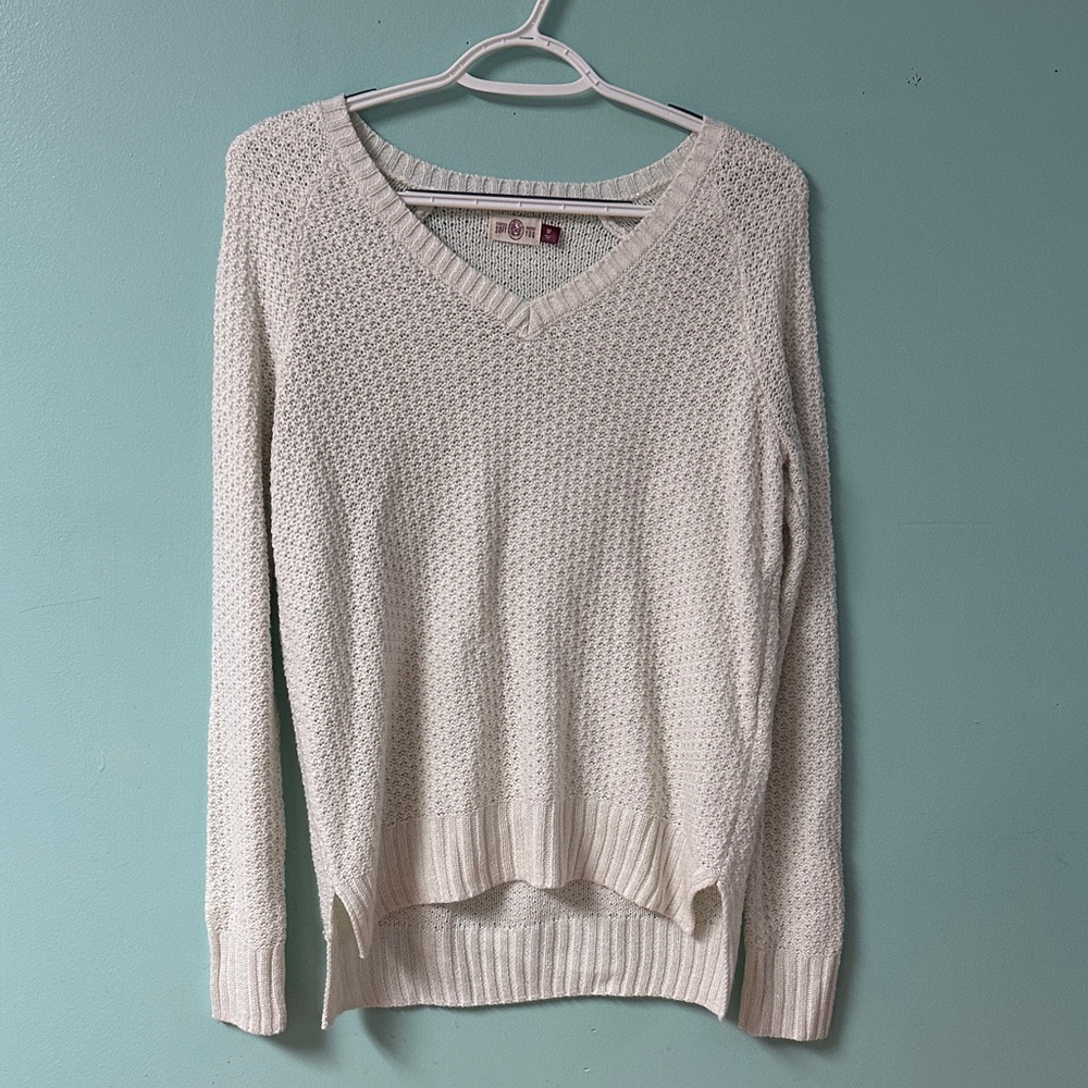 SO Women's Off-White V-Neck Sweater